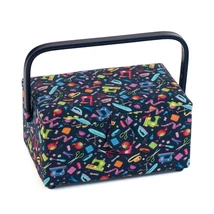 Kézimunkadoboz füllel sötétkék alapon színes varróeszközök mintával Kézimunkadoboz füllel sötétkék alapon színes varróeszközök mintával