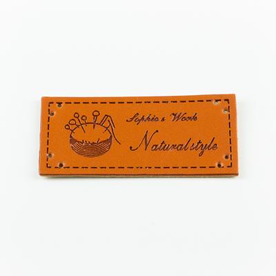 Hand made címke bőrutánzat 5,6×2,6 cm tűpárna