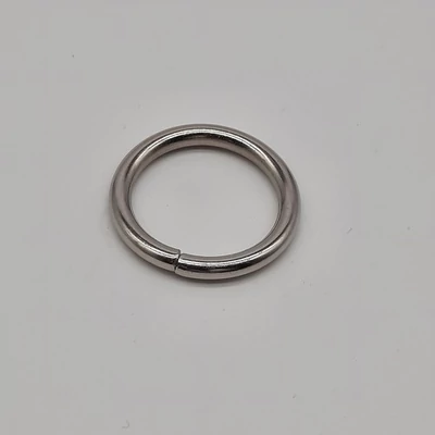 Karika - fém alkatrész 18 mm ezüst