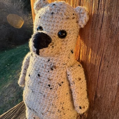 Skandi a jegesmedve amigurumi minta leírással és csekklistával