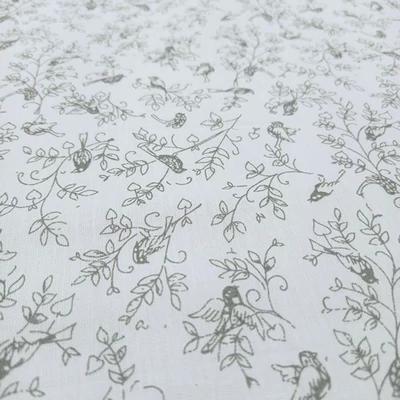 Pamutvászon fehér alapon szürke rajzolt ágacskák madarak
